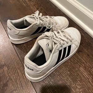 Big Boys Adidas, size 3